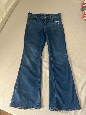 American Eagle Low Rise Kickboot Jeans - size 10 regular
